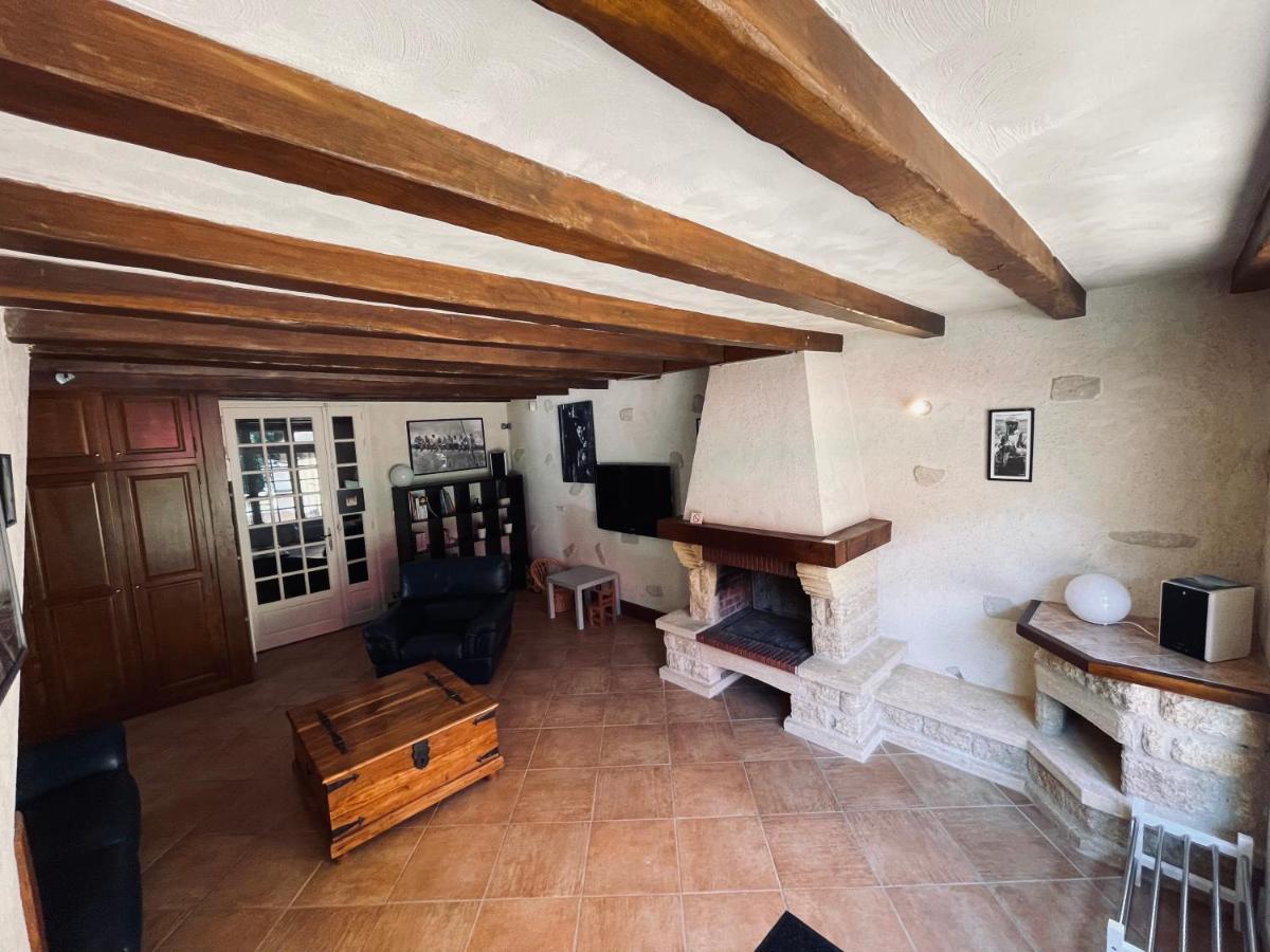 Gite La Paheserie Esvres Exterior photo